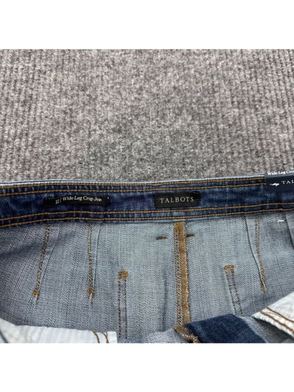Talbots Wide Leg Crop Jeans Medium Wash Denim High Rise Relaxed Womens Sz 12 NEW - Picture 2 of 10